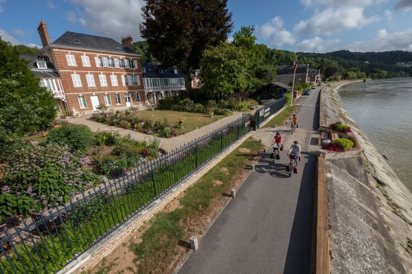 Sortie vélo à la journée de Rives-en-Seine à Saint-Maurice d’Etelan
