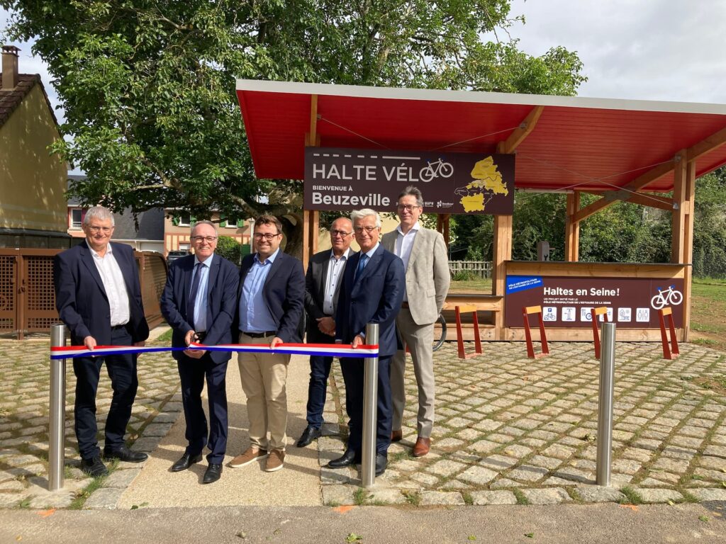 Inauguration de la 1ère halte vélo estuarienne
